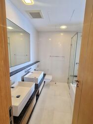 Marina Bay Residences (D1), Condominium #558260051